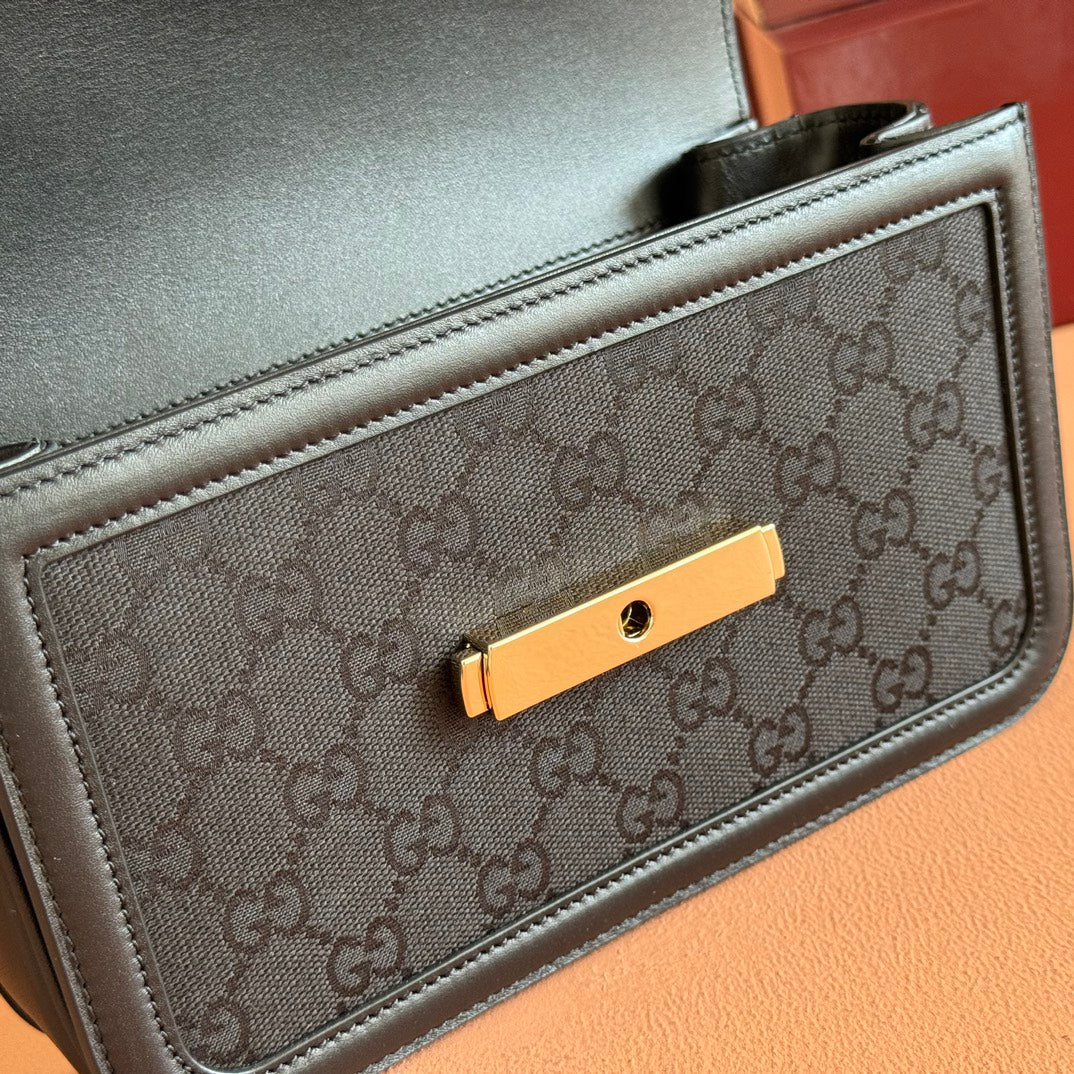 GO SMALL SHOULDER BAG 21.5 IN BLACK GG CANVAS GOLD HARDWARE