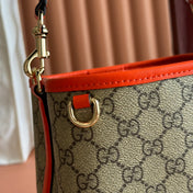 GUCCI 25S EMBLEM MINI BAG 19 IN BEIGE AND BLACK CALFSKIN