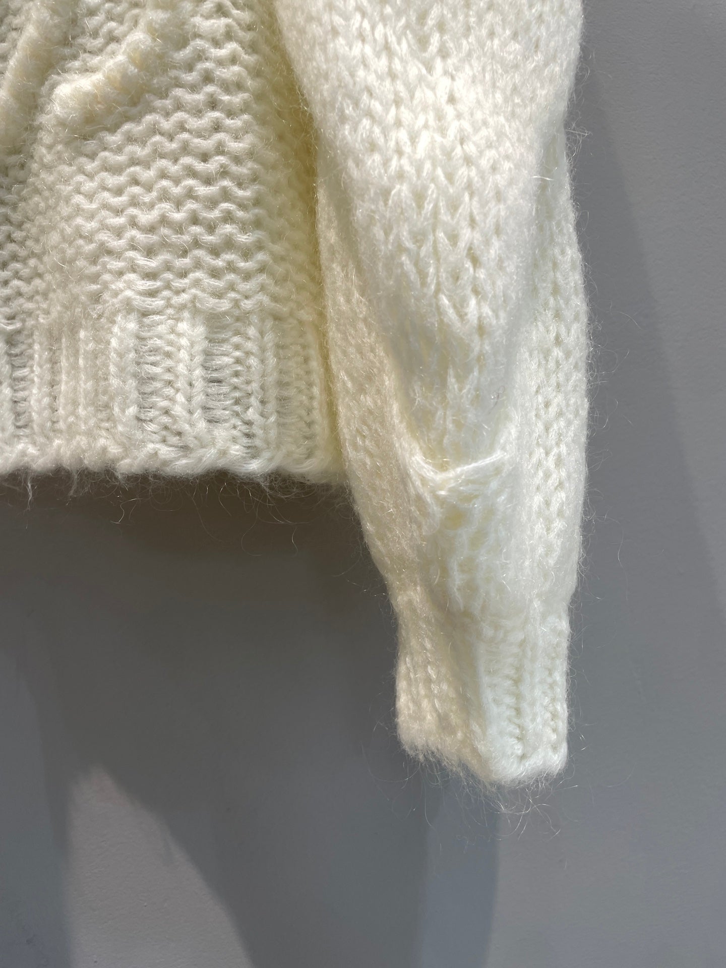 LOEWE SWEATER STYLE 228