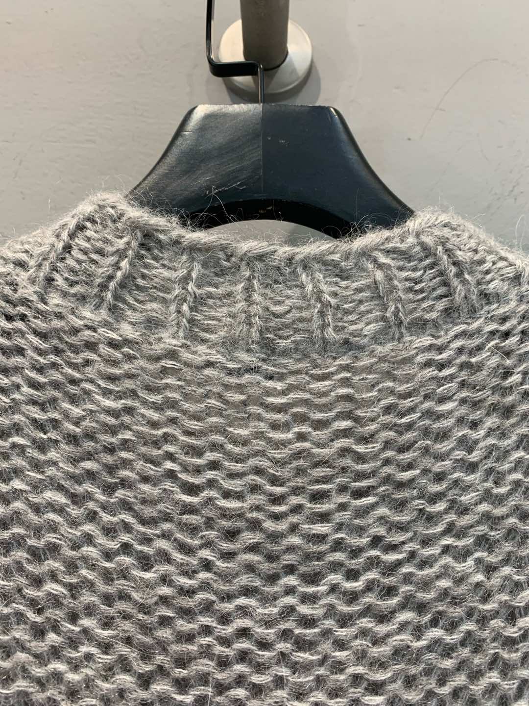 LOEWE SWEATER STYLE 224