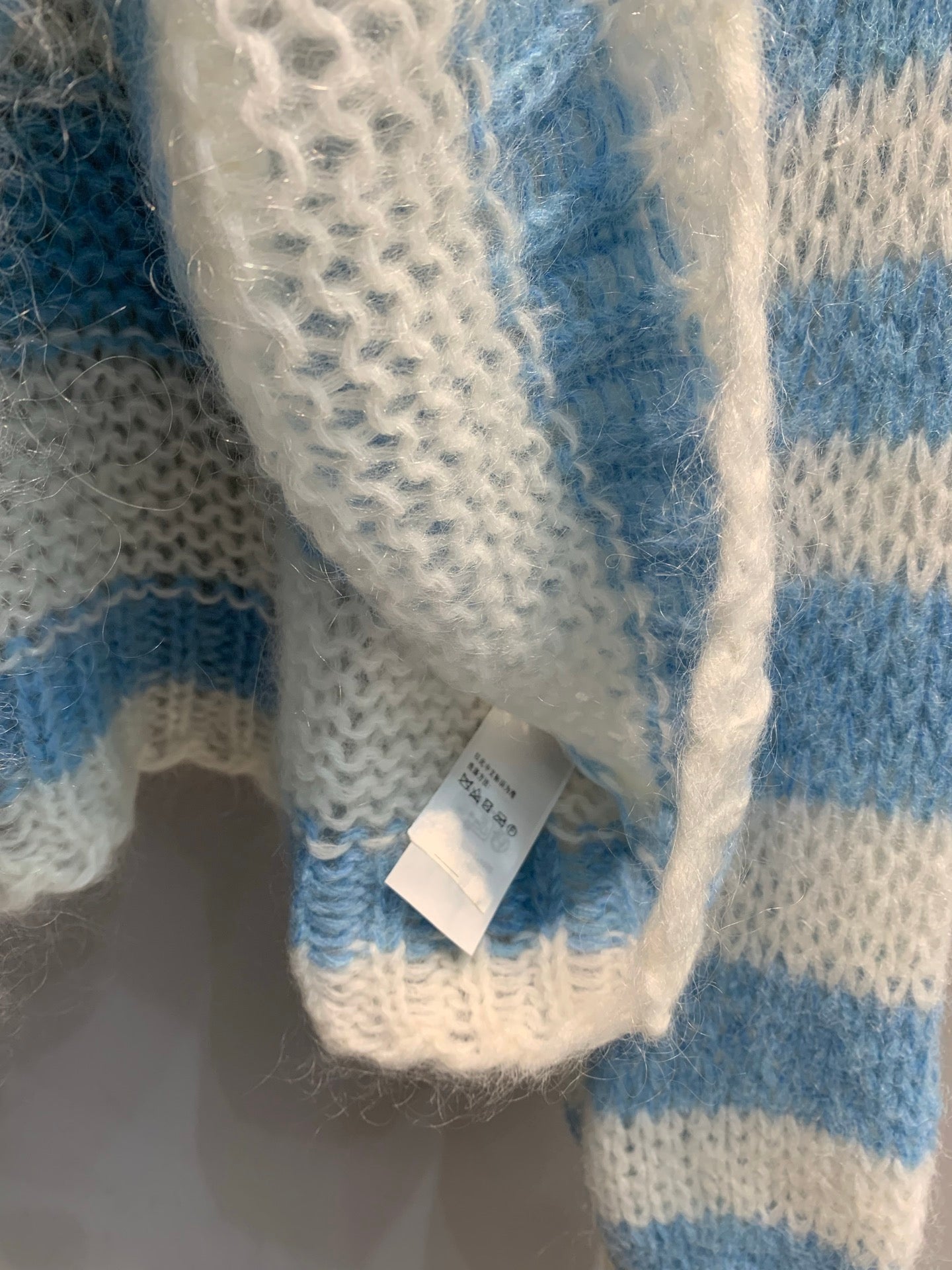 LOEWE SWEATER STYLE 215
