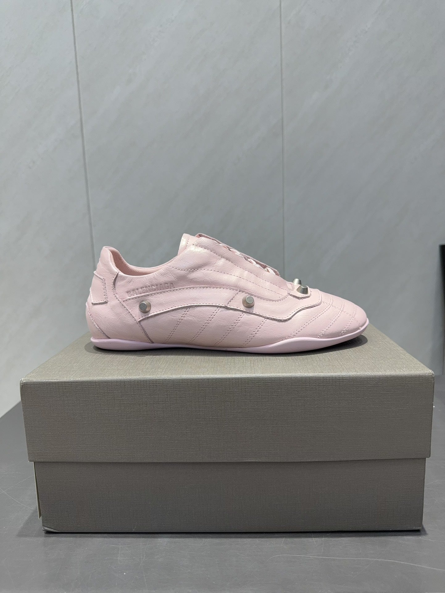 BALENCIAGA 25S SNEAKER IN LIGHT PINK CALFSKIN