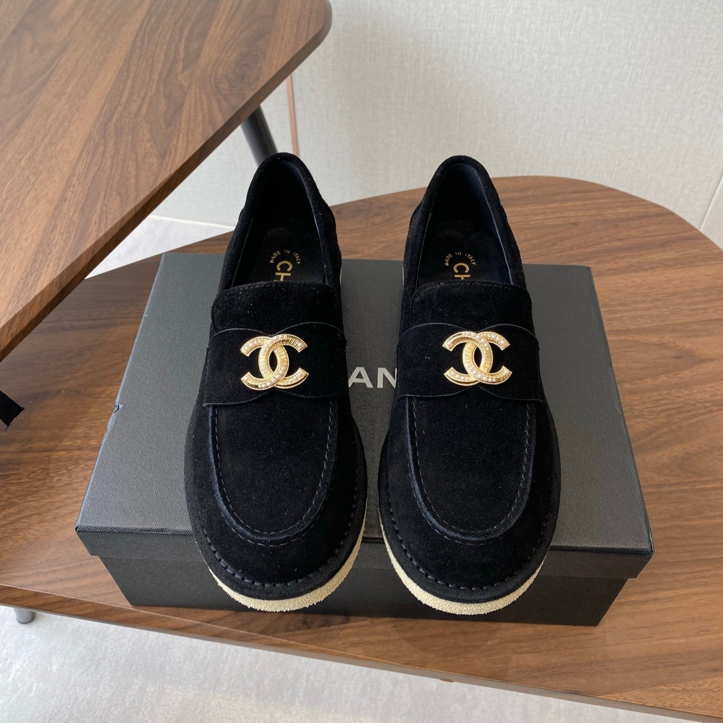 CC LOAFERS IN BLACK SUEDE GOLD HARDWARE
