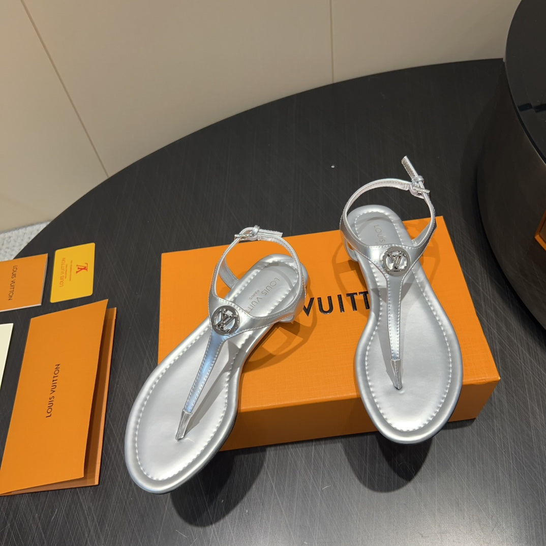 LV THONG SANDALS 25S IN SILVER CALFSKIN WITH SILVER HARDWARE
