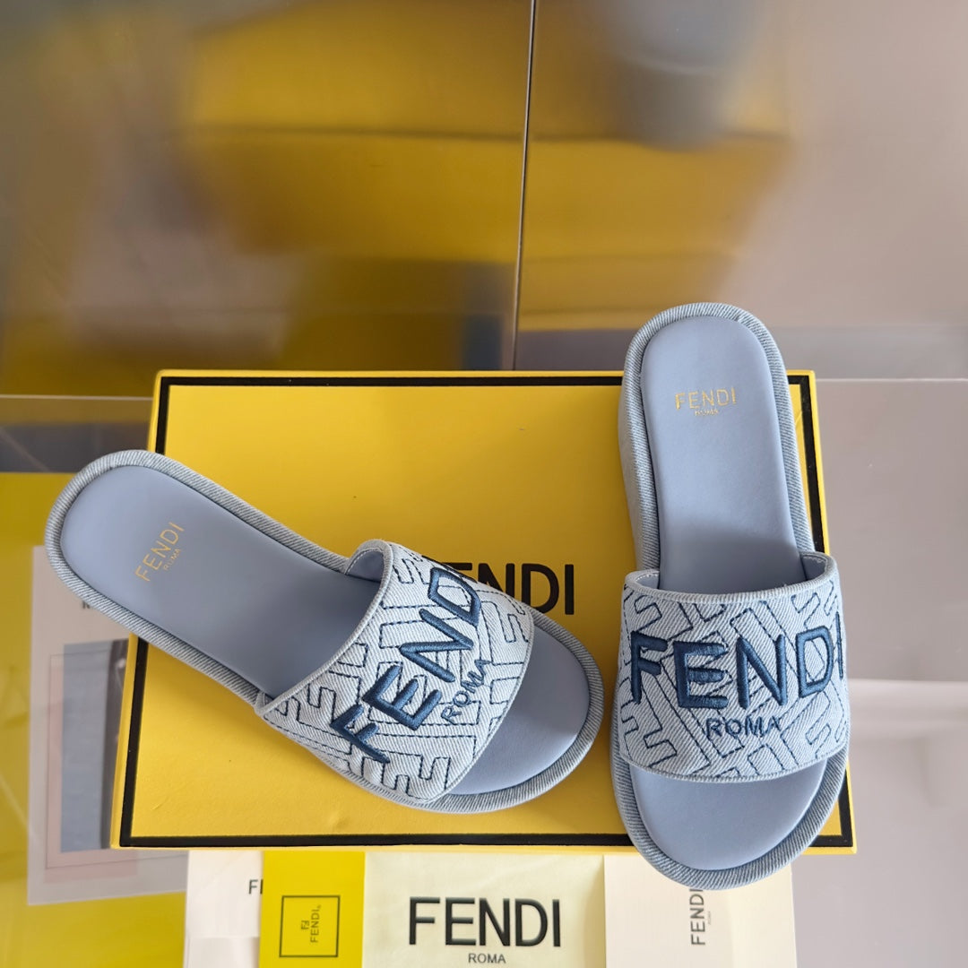 FENDI PLATFORM WEDGES IN PIGEON BLUE JACQUARD FABRIC WITH EMBROIDERED LOGO