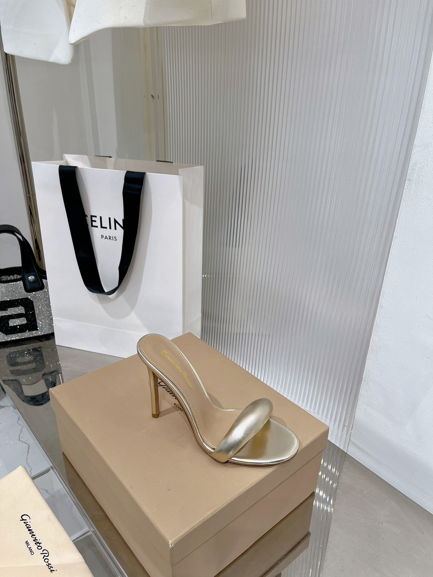 GIANVITO ROSSI 26S PADDED STRAP HIGH-HEEL MULES 105 MM IN GOLD LAMBSKIN