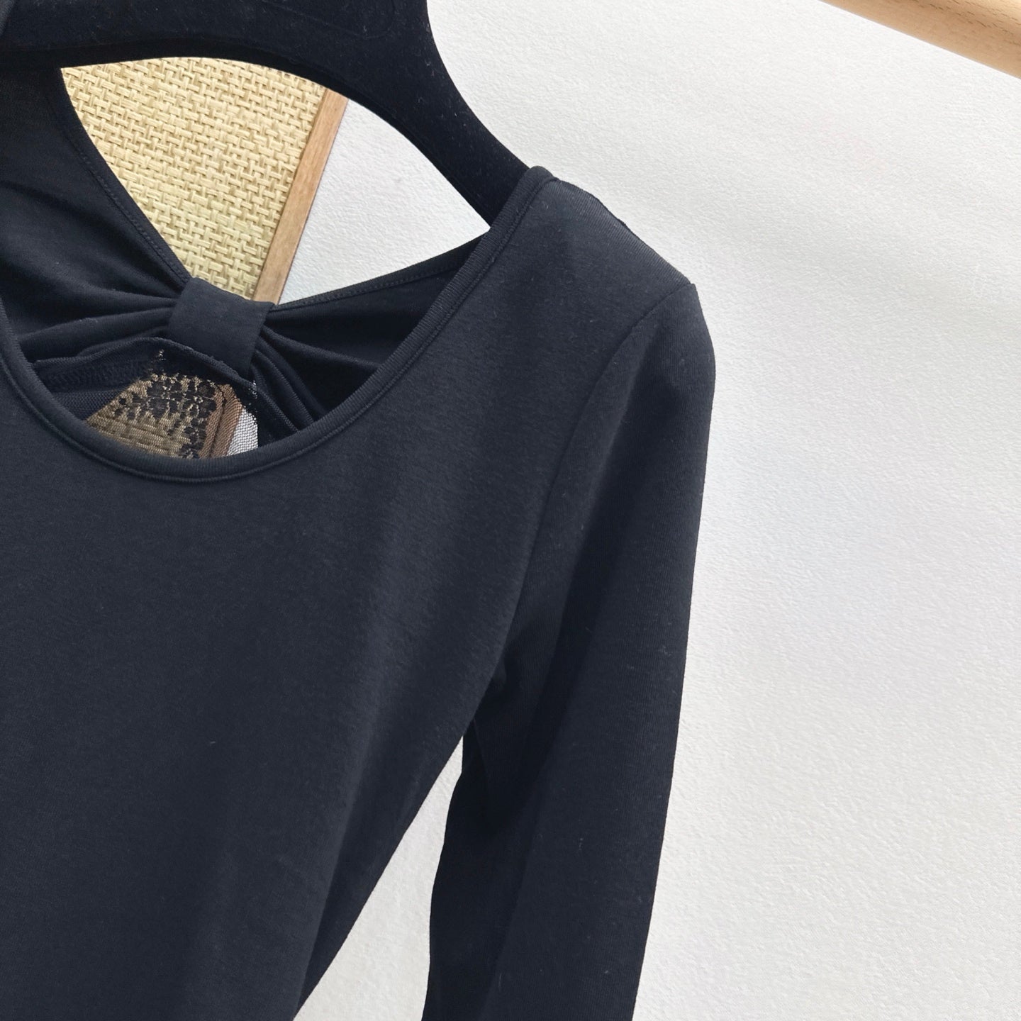 VALENTINO 26S LONG-SLEEVE LACE T-SHIRT STYLE 26