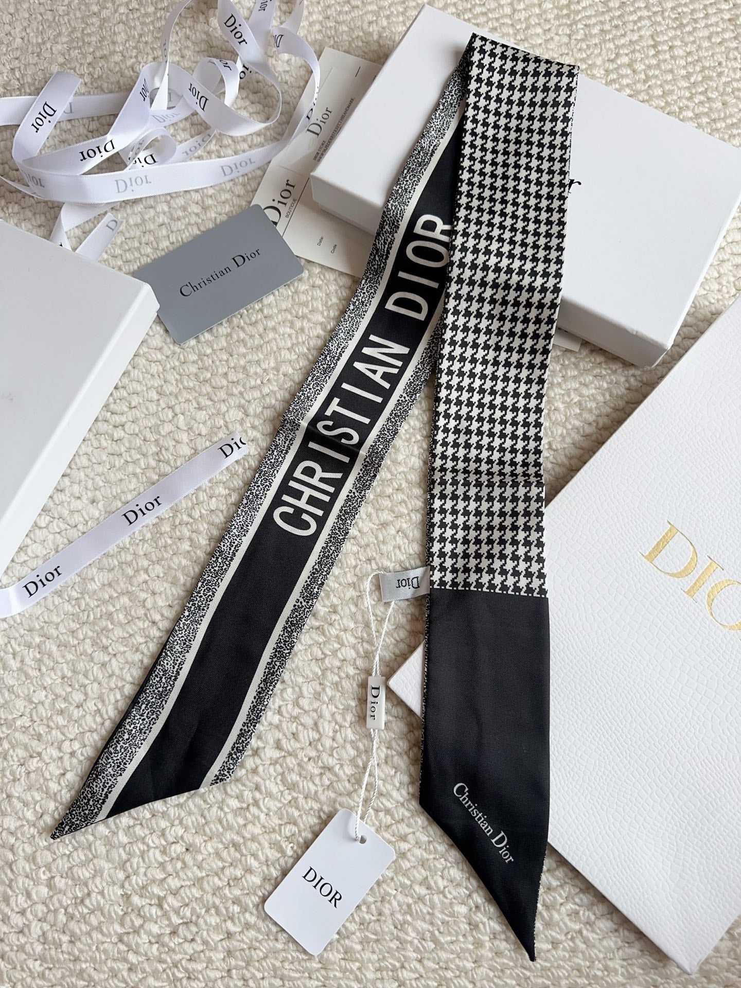 DIOR 26S SCARF 105CM IN SILK 298128