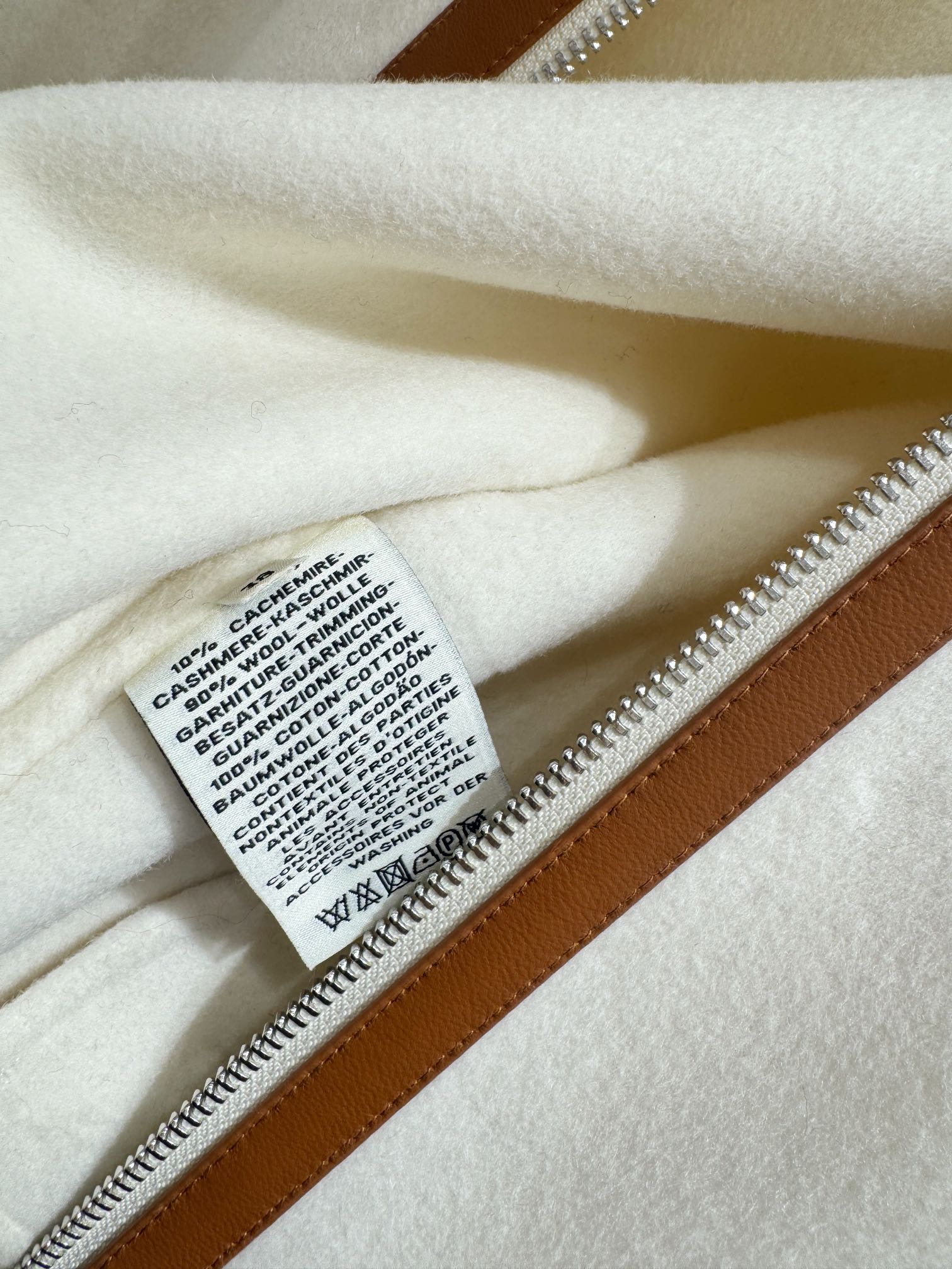 HERMES 25S CASHMERE COAT WITH SHEARLING COLLAR 253