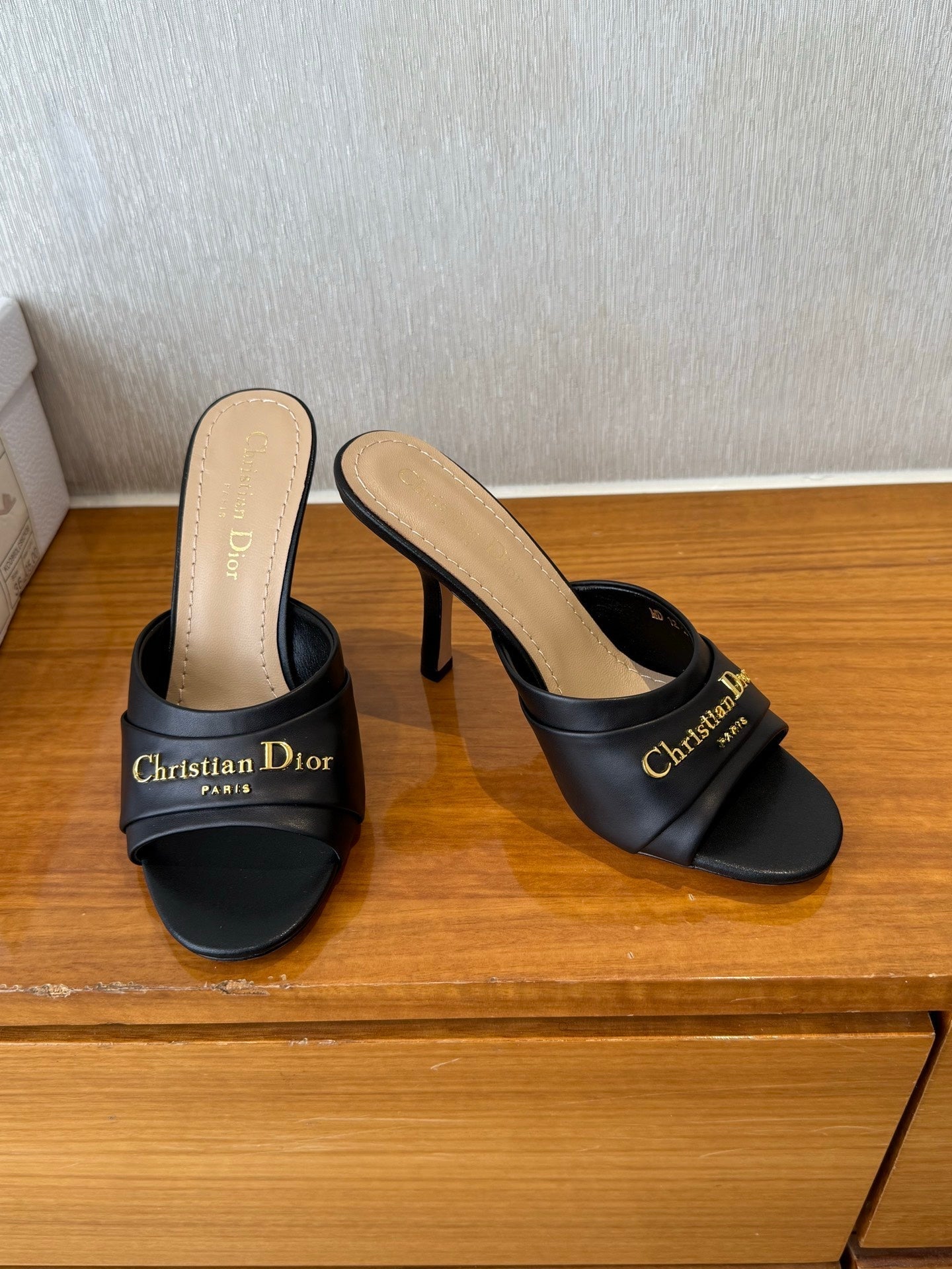 PEEP TOE SANDAL 25S HEELS 10CM IN BLACK CALFSKIN