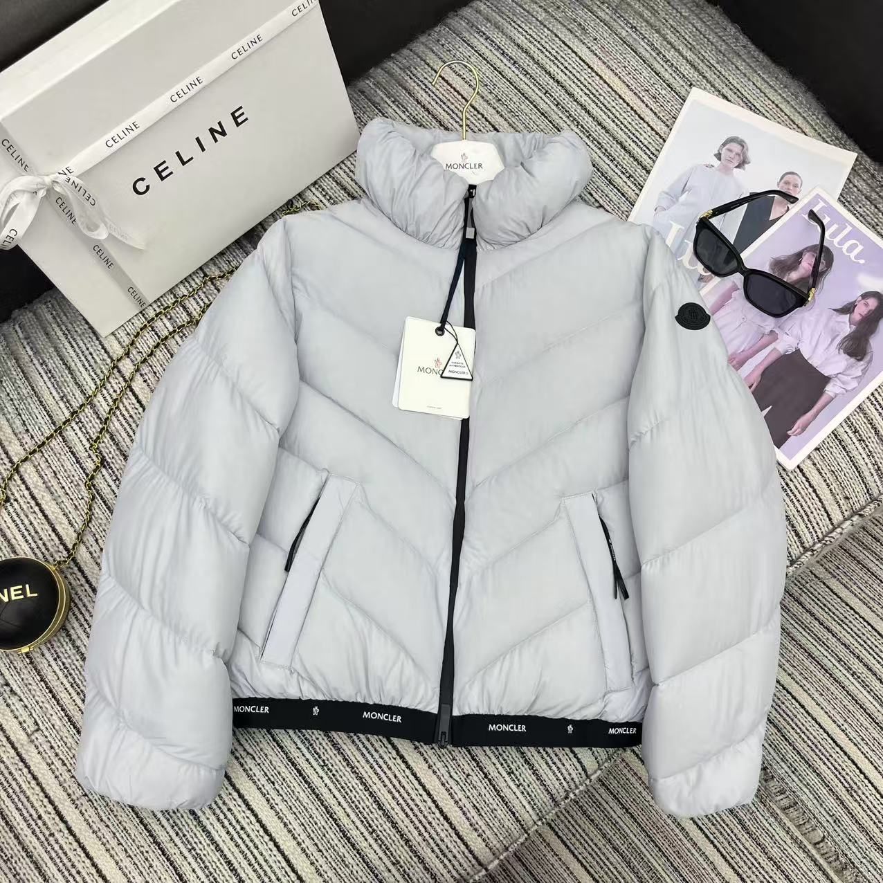 MONCLER 25S STAND-COLLAR DOWN JACKET 223