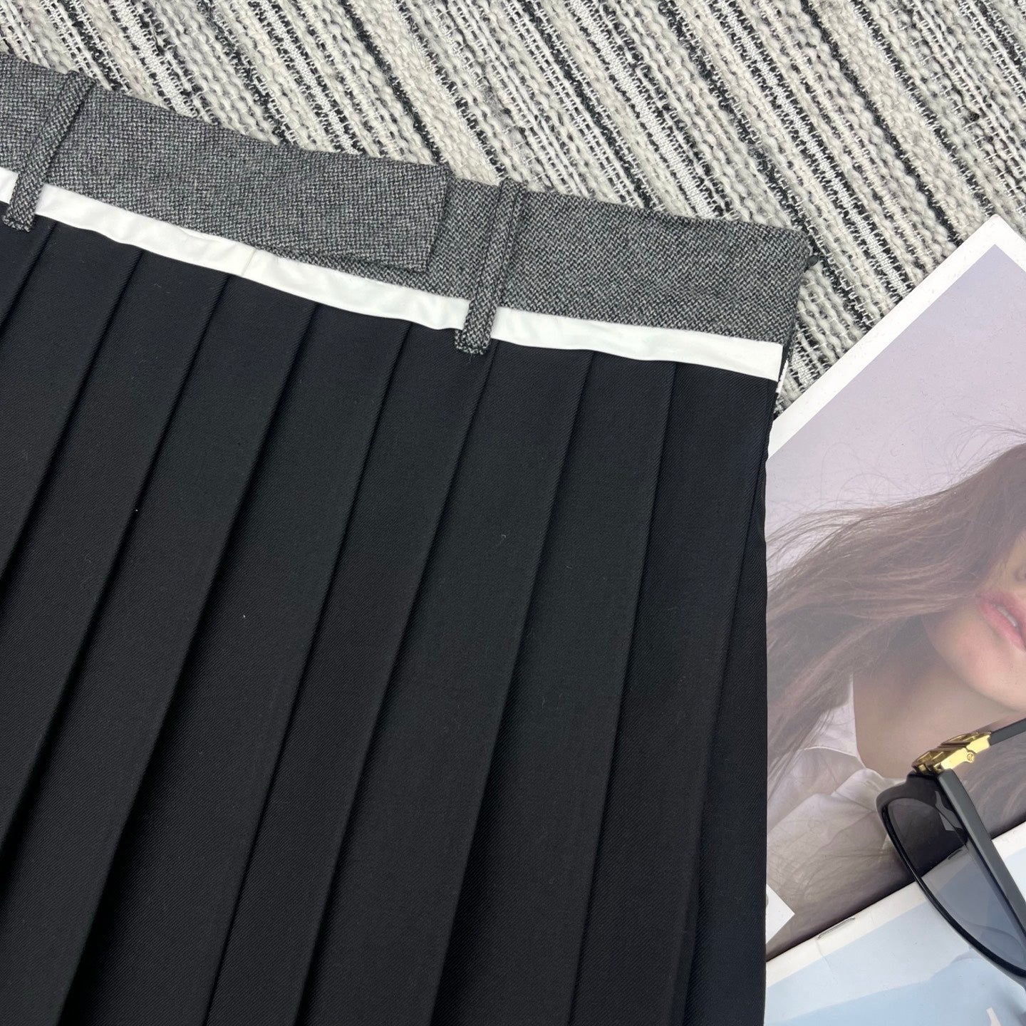 PRADA 26S PLEATED SKIRT 762