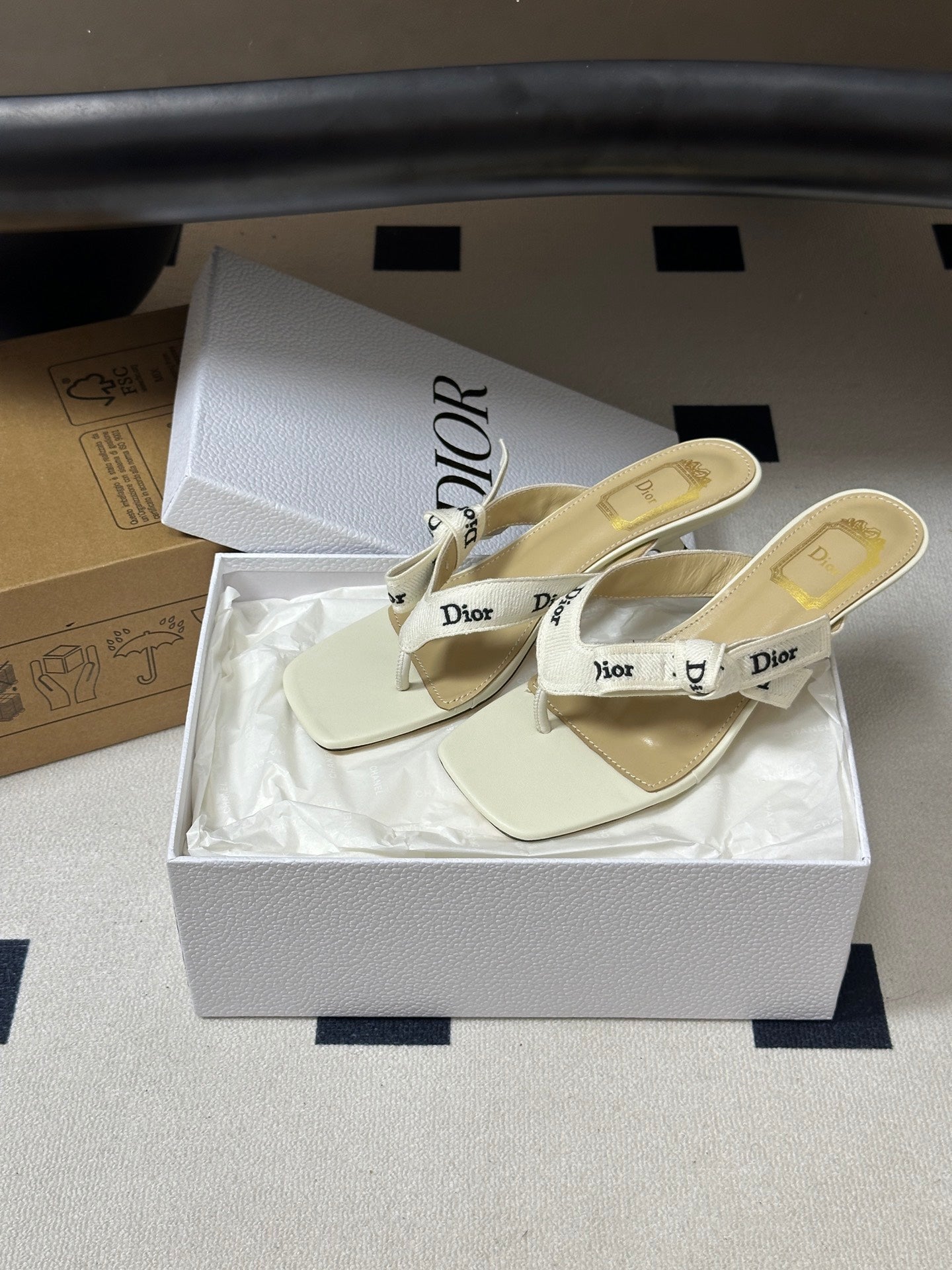 DIOR 26S HIGH-HEEL THONG SANDAL 30MM IN IVORY WHITE EMBROIDERED CANVAS AND CALFSKIN