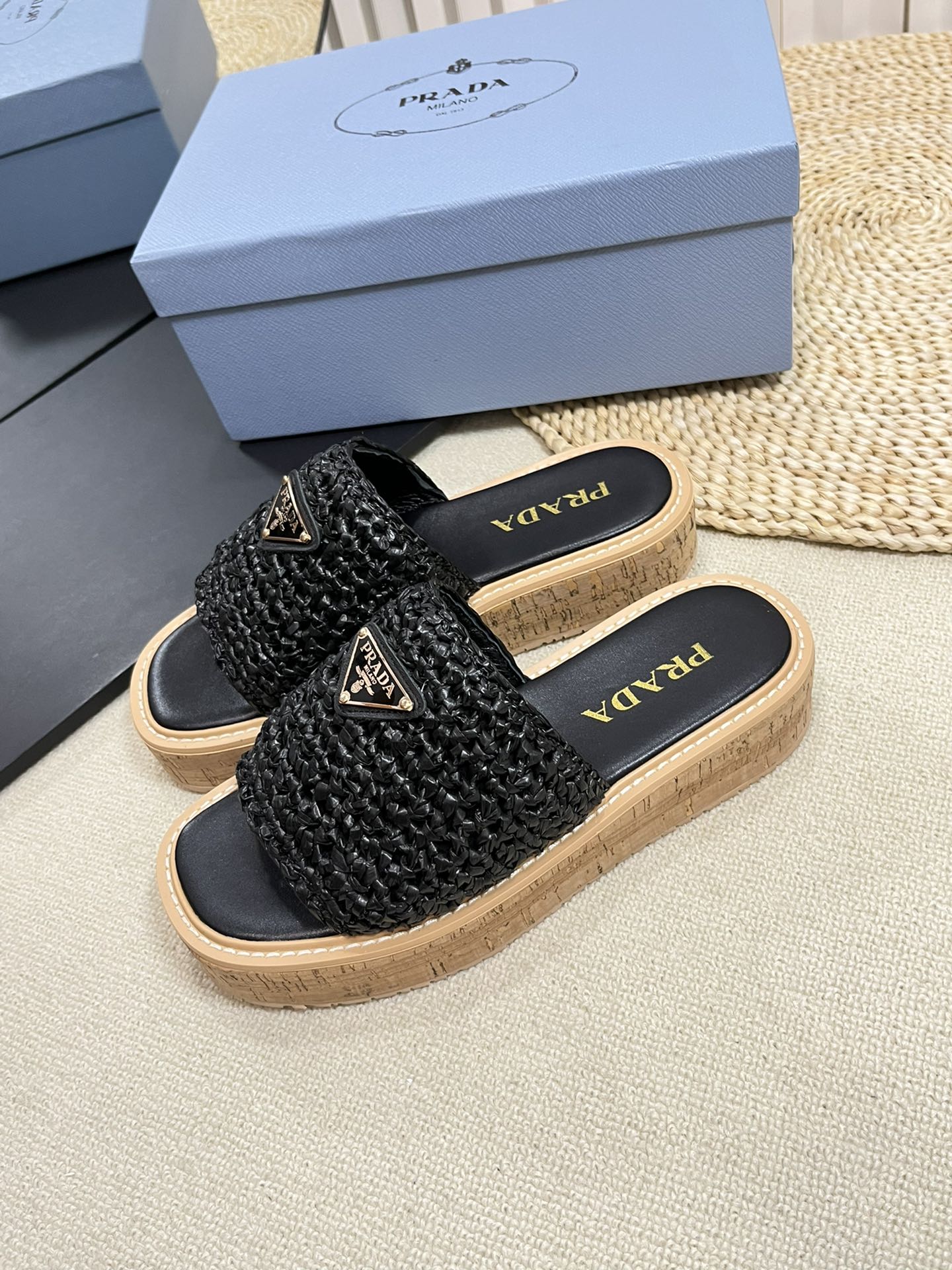 PRA WEDGE FLATFORM SLIDES BLACK RAFFIA