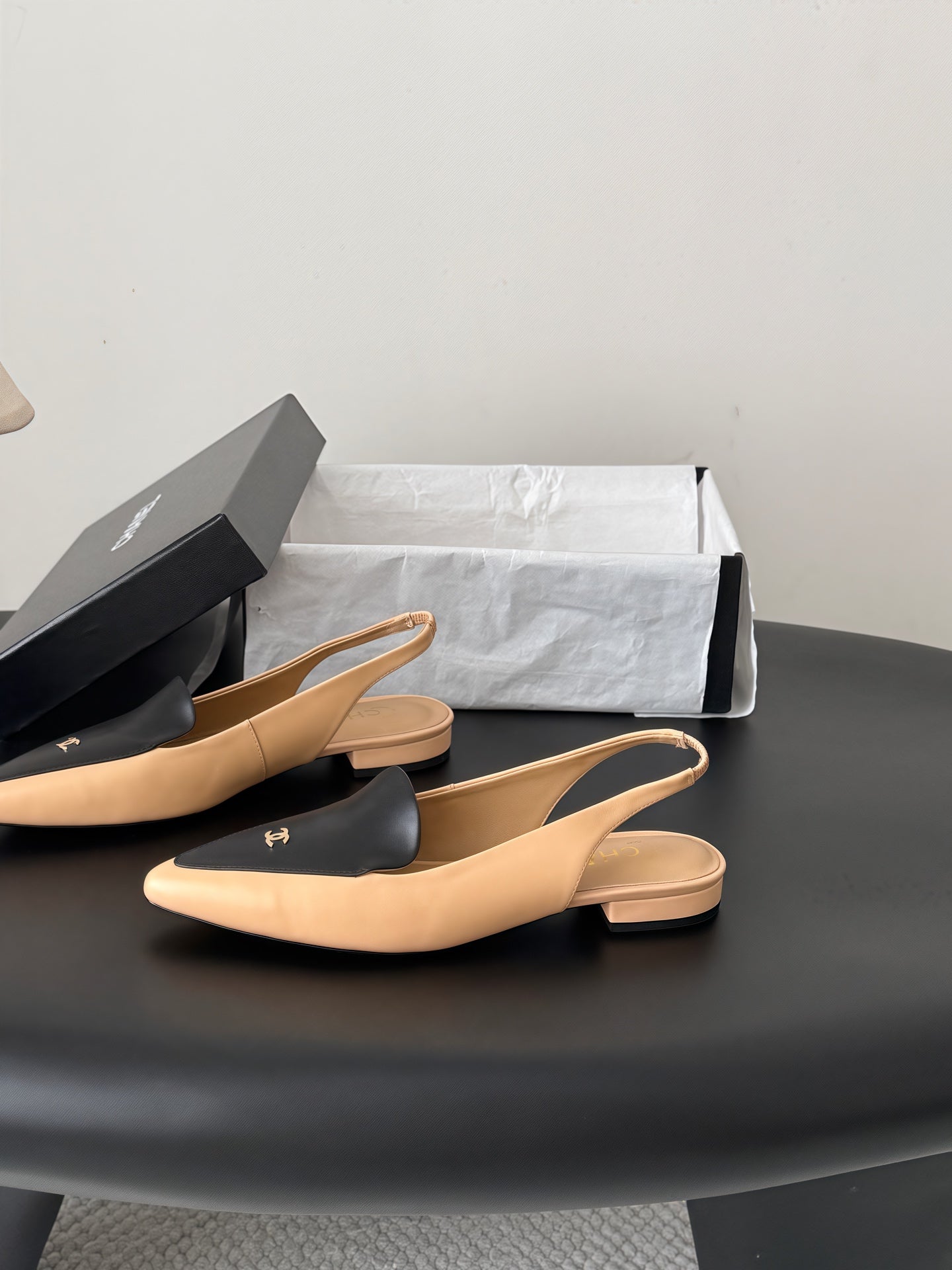 CHANEL 26S SLINGBACK FLAT IN BLACK AND BEIGE CALFSKIN