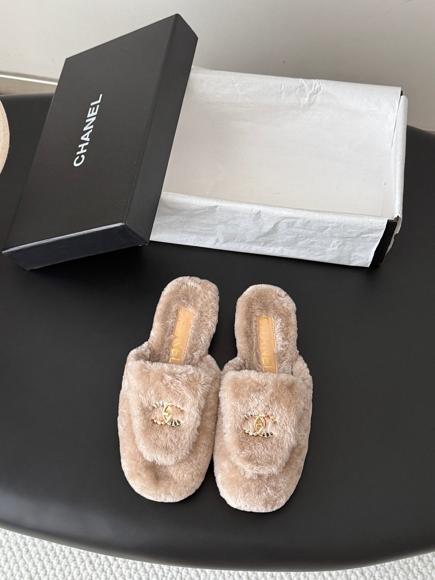 CHANEL 26S MULES IN BEIGE SHEARLING LINING