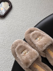 CHANEL 26S MULES IN BEIGE SHEARLING LINING