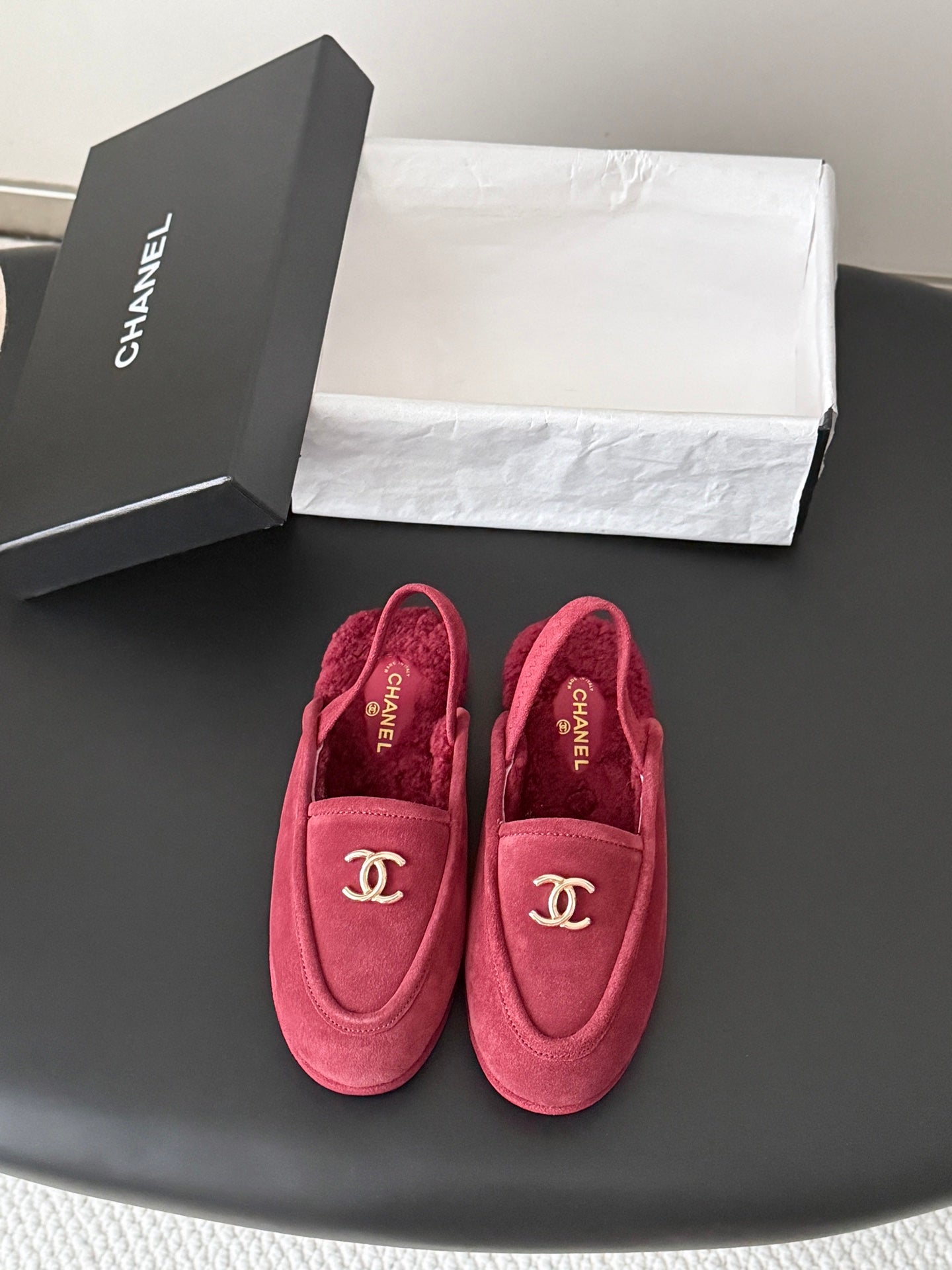 CHANEL 26S SLINGBACK LOAFERS IN RED SUEDE AND SHEARLING LINING