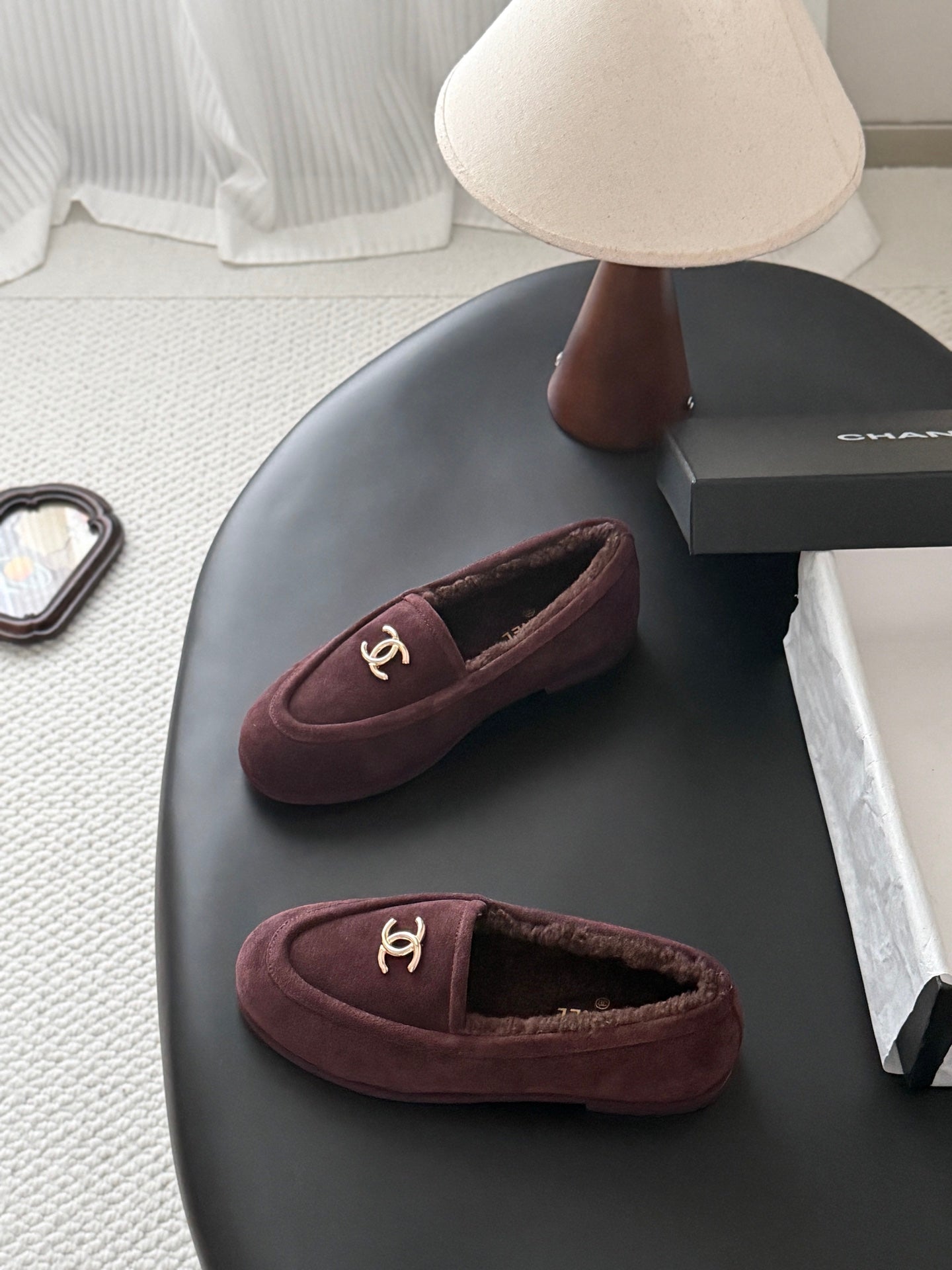 CHANEL 26S LOAFERS IN BURGUNDY SUEDE AND SHEARLING LINING