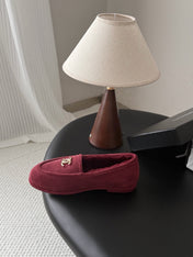 CHANEL 26S LOAFERS IN BURGUNDY SUEDE AND SHEARLING LINING