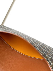 CHYPRE WALLET-POUCH 21 IN BLACK GOYARDINE CANVAS AND TAN CALFSKIN