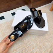 YSL 26S THONG SANDALS IN BLACK PATENT CROCODILE-EMBOSSED CALFSKIN