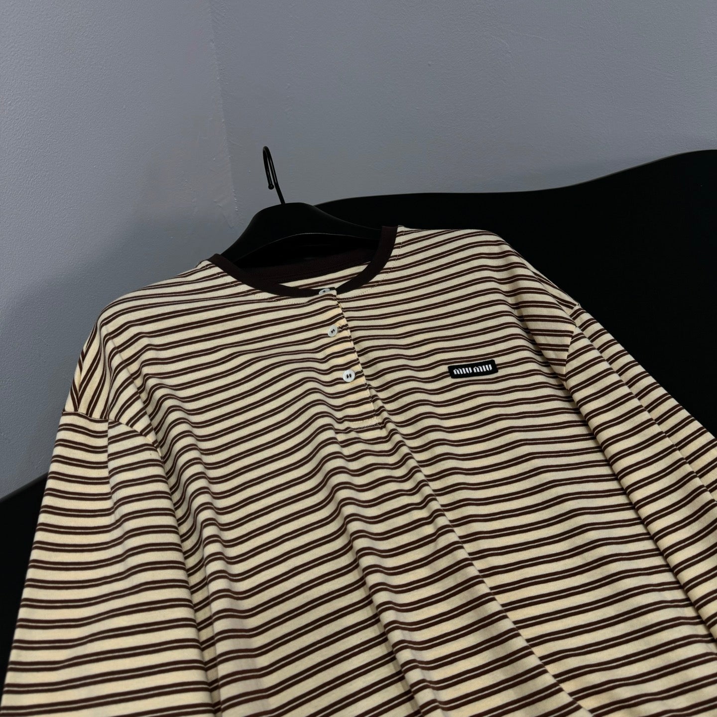 MIUMIU 26S LONG-SLEEVE T-SHIRT 1557