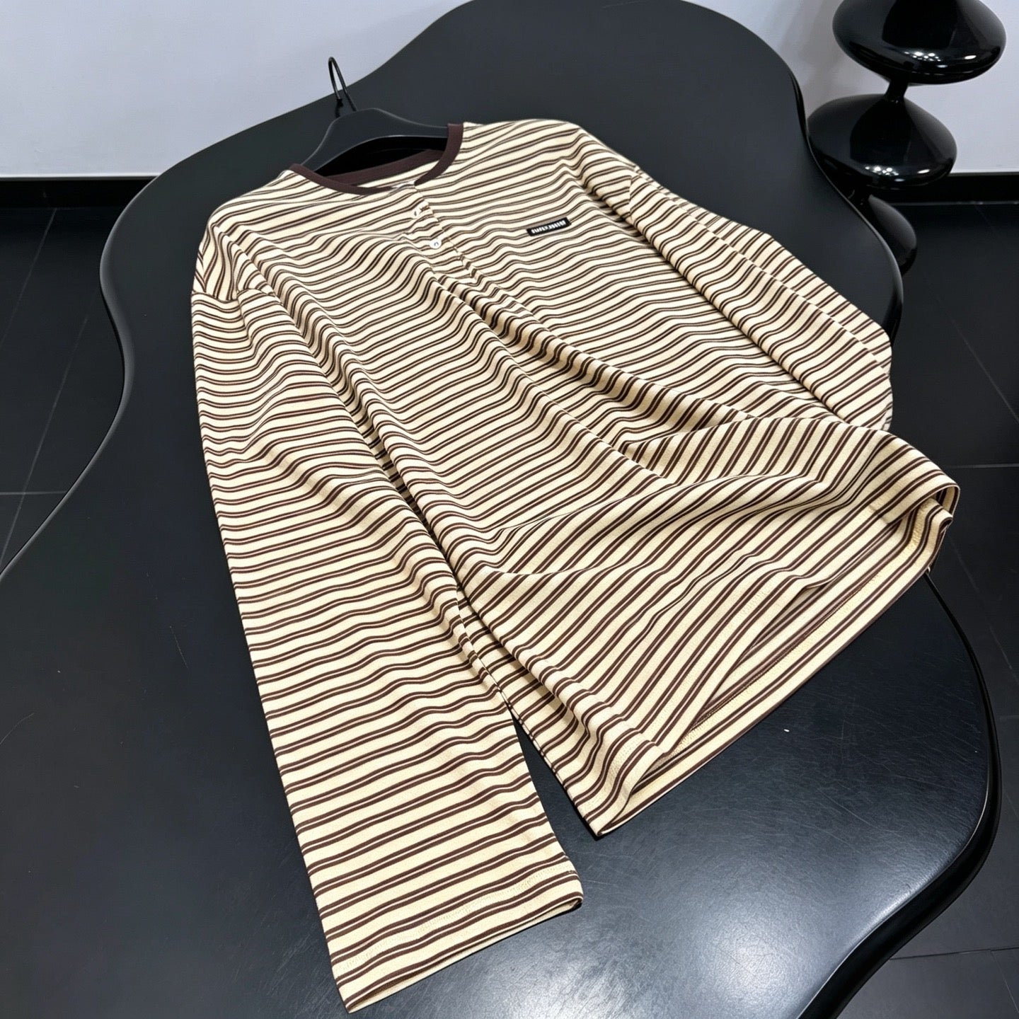 MIUMIU 26S LONG-SLEEVE T-SHIRT 1557