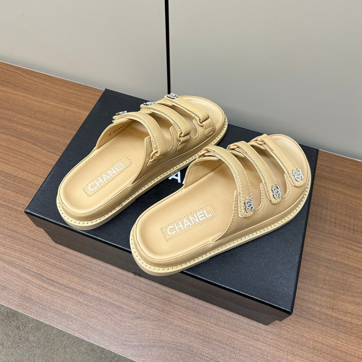 dad sandals cream 3 rows lambskin mules