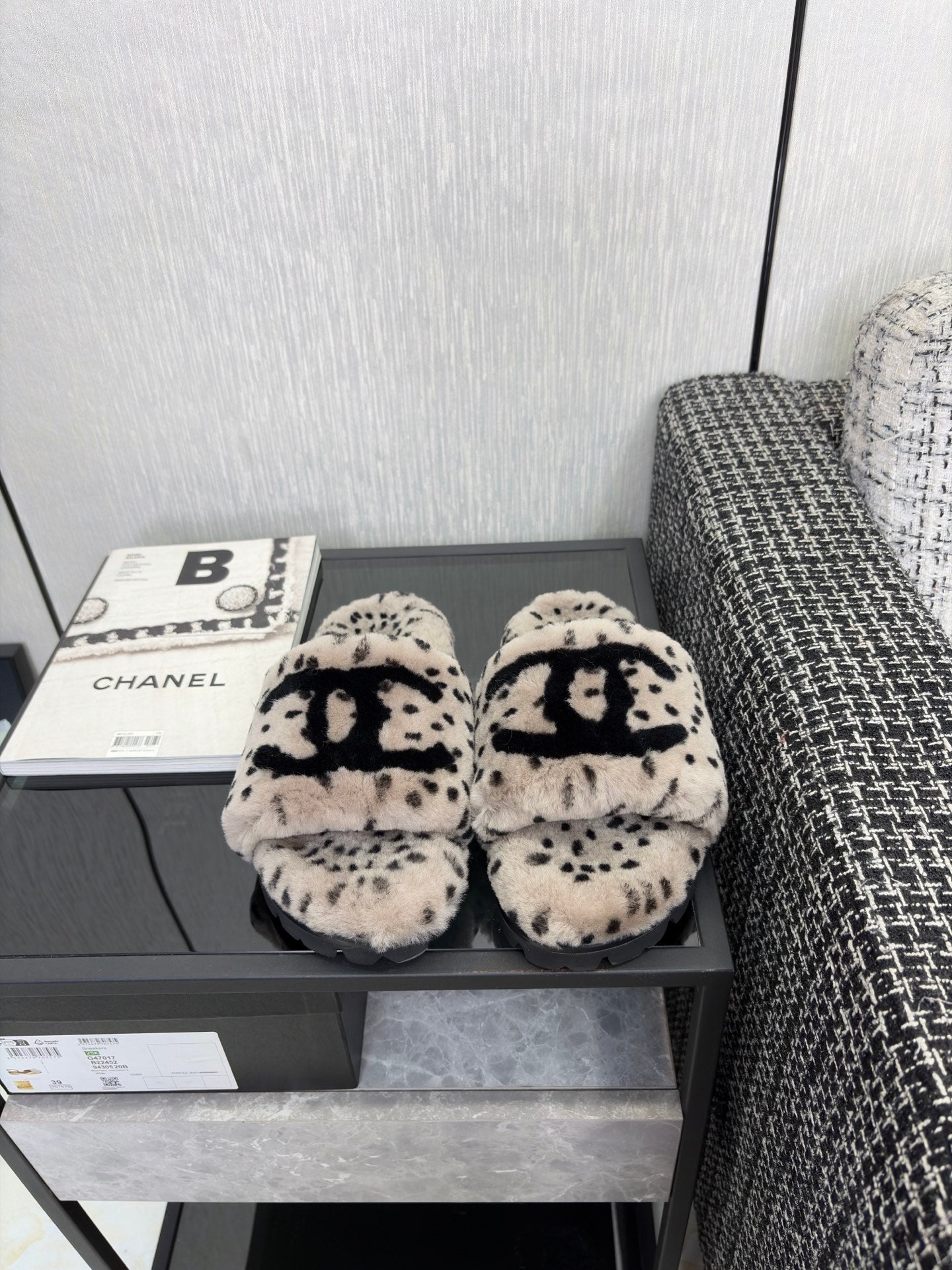 CHANEL 26S PLATFORM SLIDE SANDALS IN GRAY AND BLACK SHEARLING DALMATIAN PRINT
