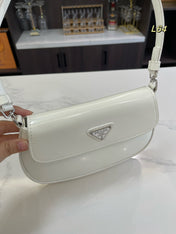 PRA 25 CLEO FLAP SHOULDER BAG IN WHITE BRUSHED LEATHER
