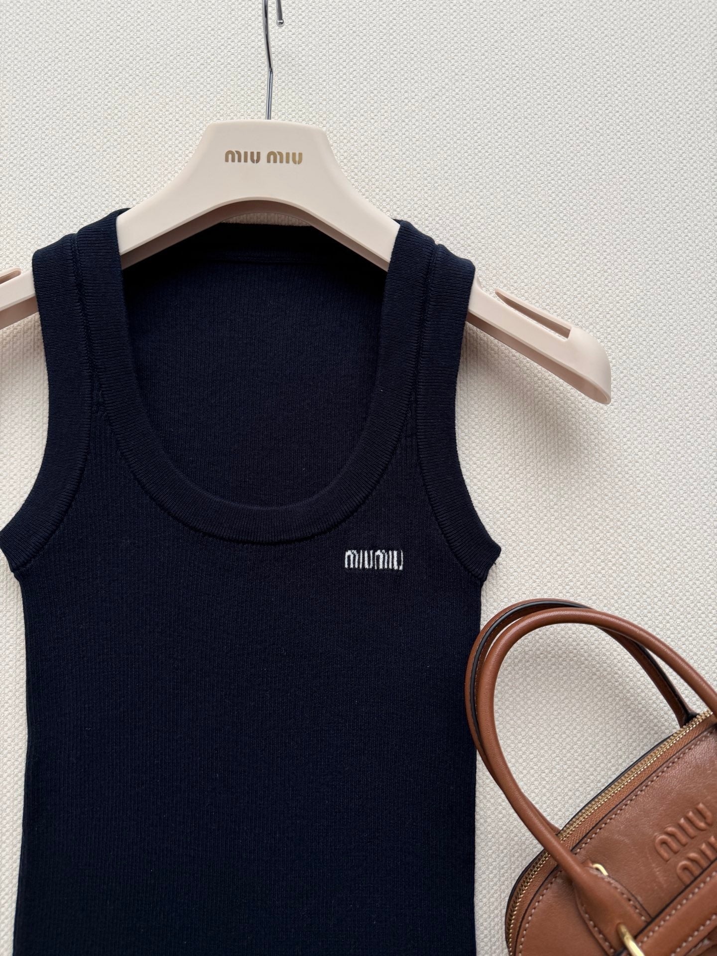 MIUMIU 26S TANK TOP 1543