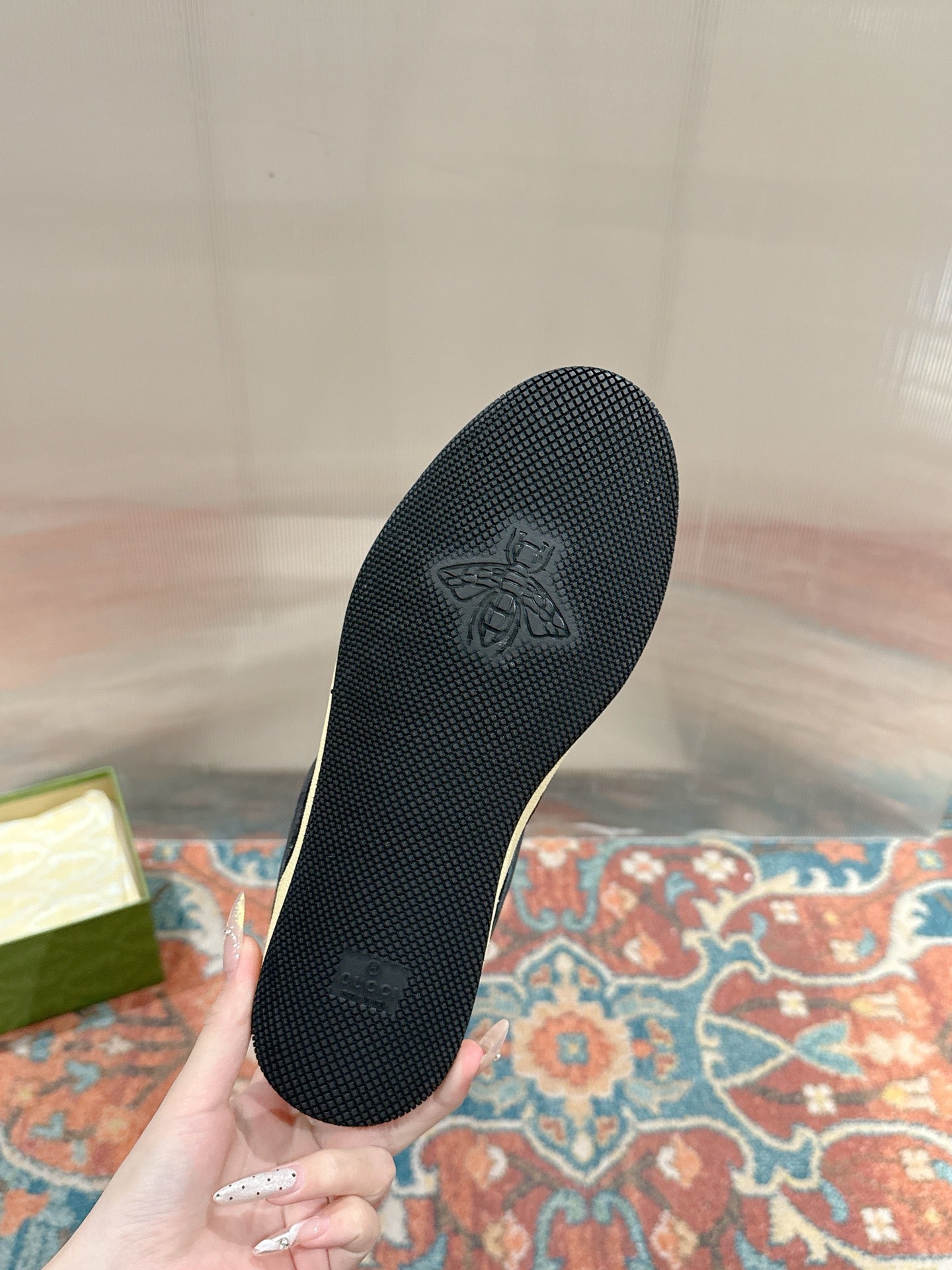 GUCCI 26S SCREENER SNEAKER IN BLACK LEATHER AND SUEDE