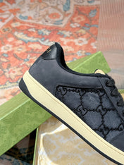 GUCCI 26S SCREENER SNEAKER IN BLACK LEATHER AND SUEDE