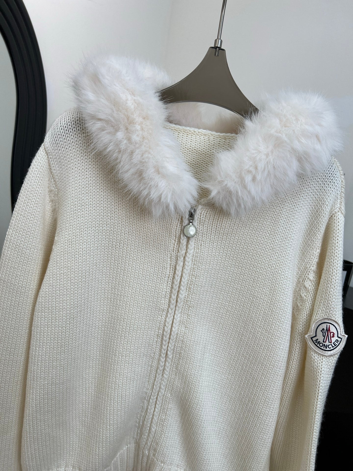 MONCLER CARDIGAN STYLE 316
