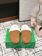 REGGIE SLIPPER IN BRONZE BROWN SUEDE AND SHEARLING LINING