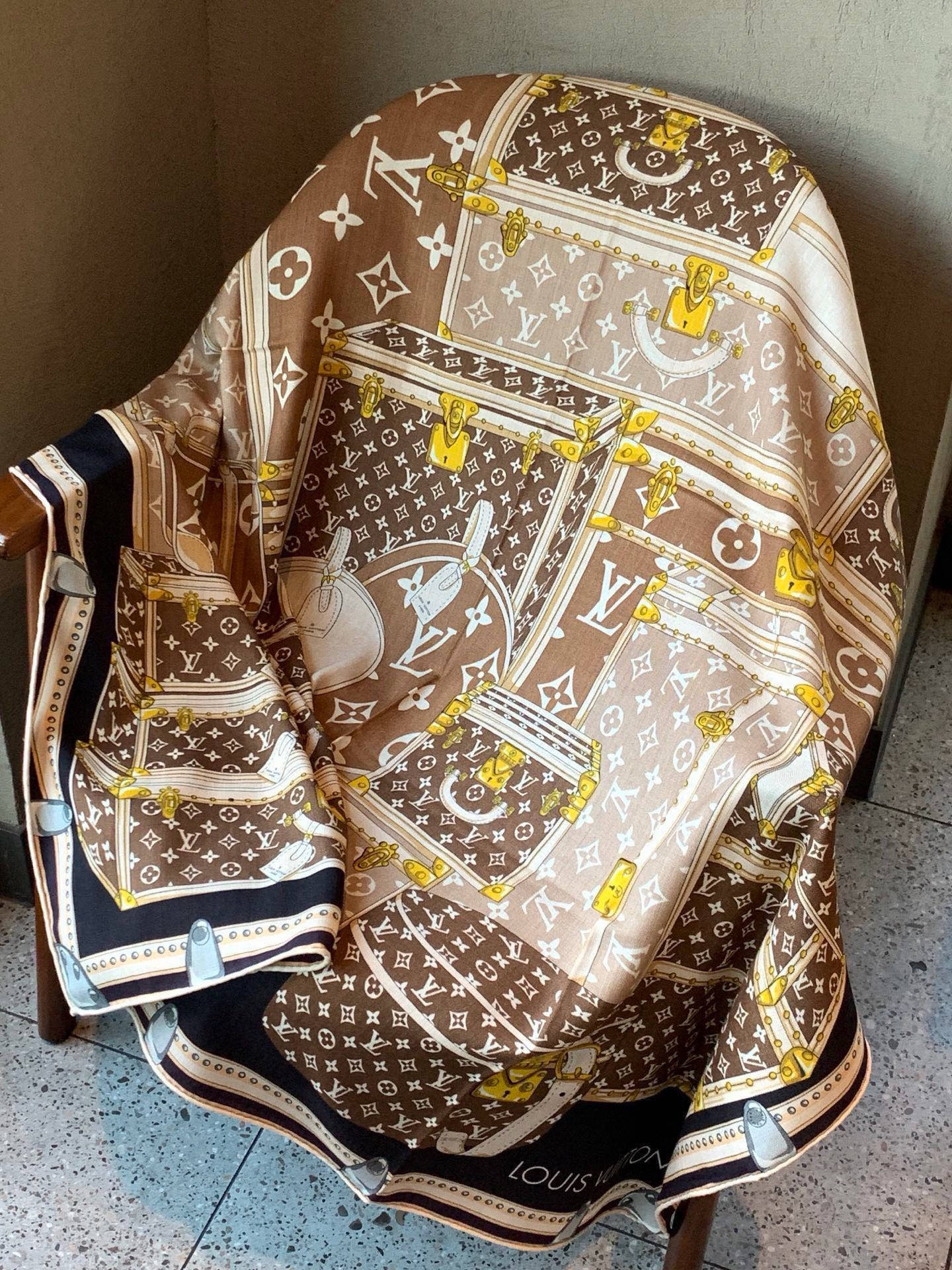 LV 26S SCARF 135 IN CASHMERE AND SILK 320942