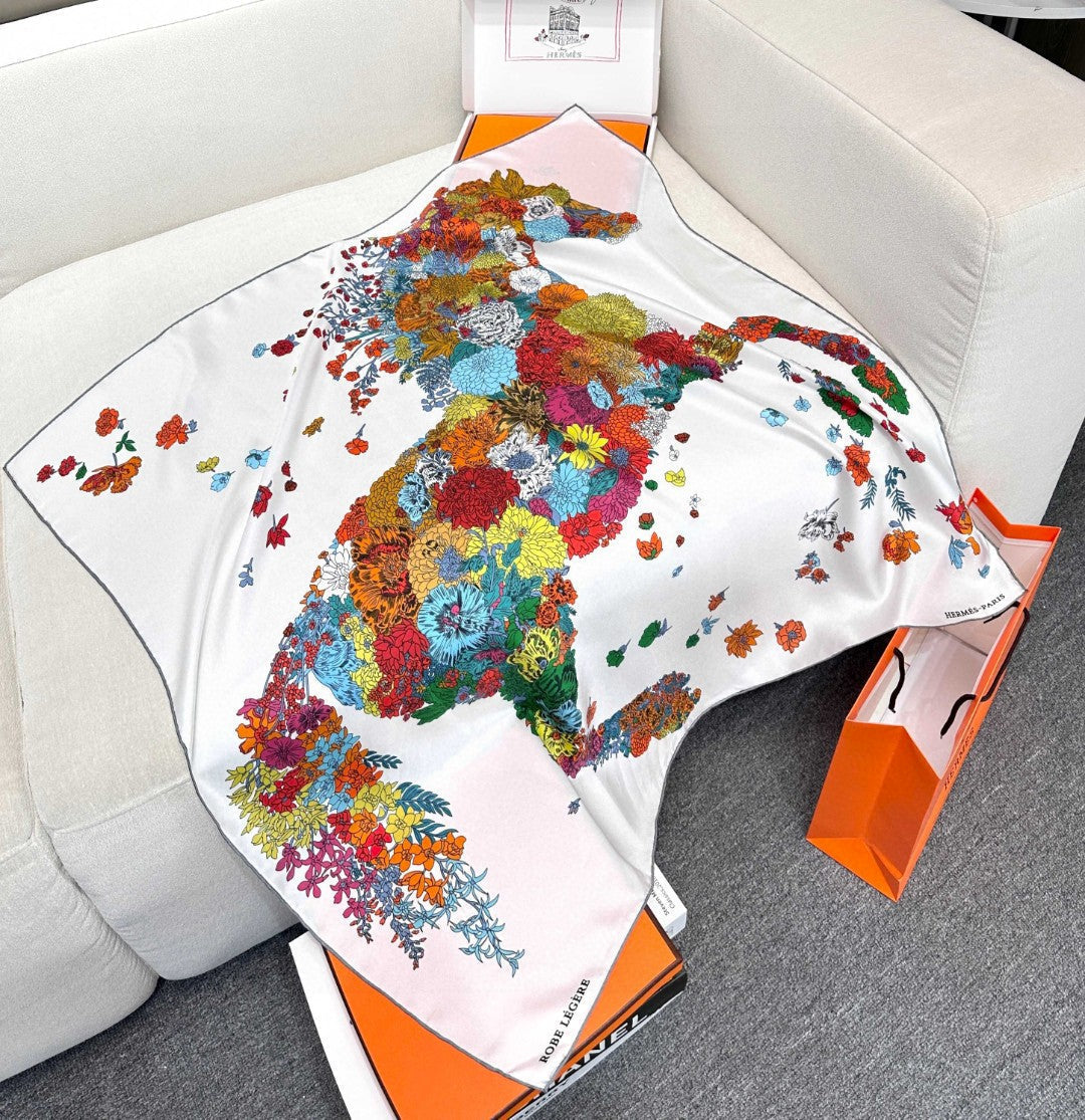 HERMES 26S PATTERNED SCARF 90 IN SILK AND CASHMERE 502224