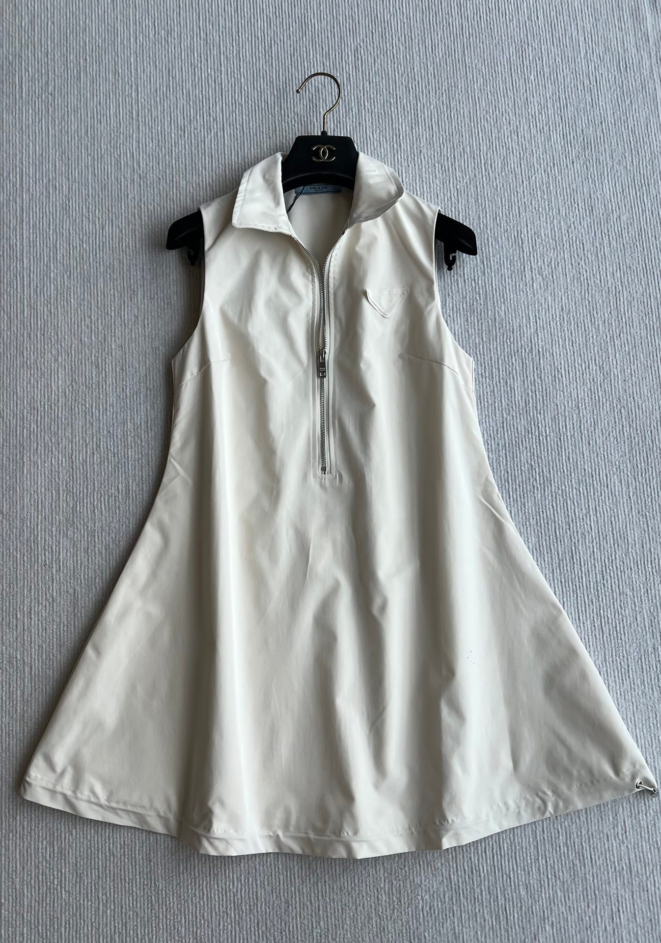 PRADA PREMIUM BLAZER DRESS WITH LAPELS 269713