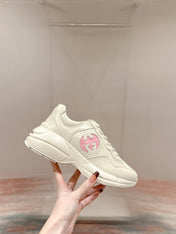 GG RHYTON TRAINER WHITE CALFSKIN WITH NAVY LOGO