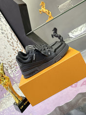 LV 26S LOW TOP SNEAKERS IN BLACK CALFSKIN