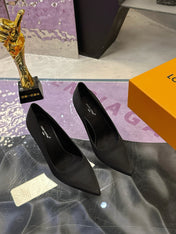 LV 26S POINTED TOE PUMPS 85MM IN BLACK SATIN