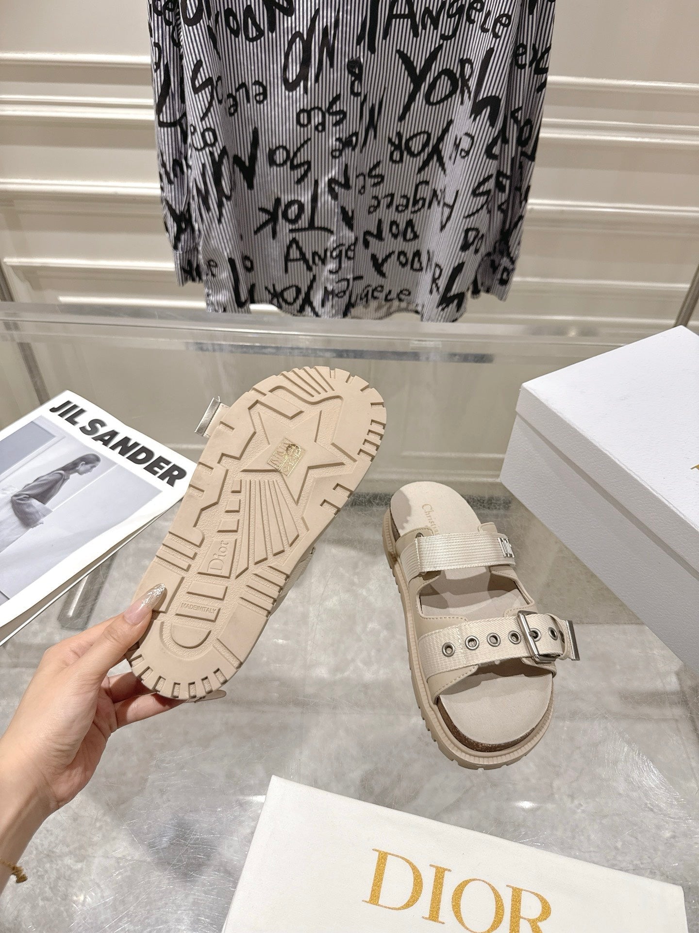 DIOR 26S SLIDES IN BEIGE CANVAS