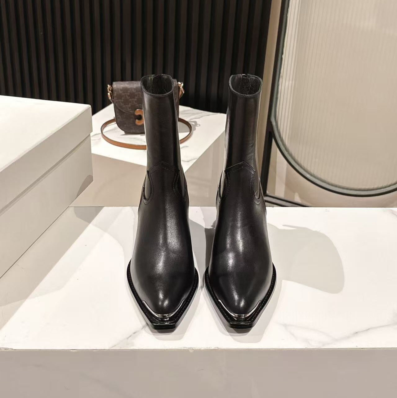 CELINE 25S CHELSEA BOOTS CLASSIC 45MM IN BLACK CALFSKIN