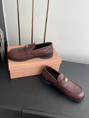MIUMIU 26S PENNY LOAFERS IN DARK MAHOGANY BROWN CALFSKIN CROCODILE EMBOSSING