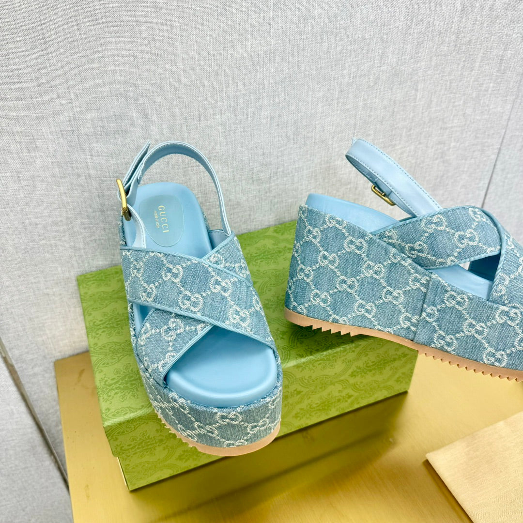 GG SUPREME PLATFORM SKY CANVAS