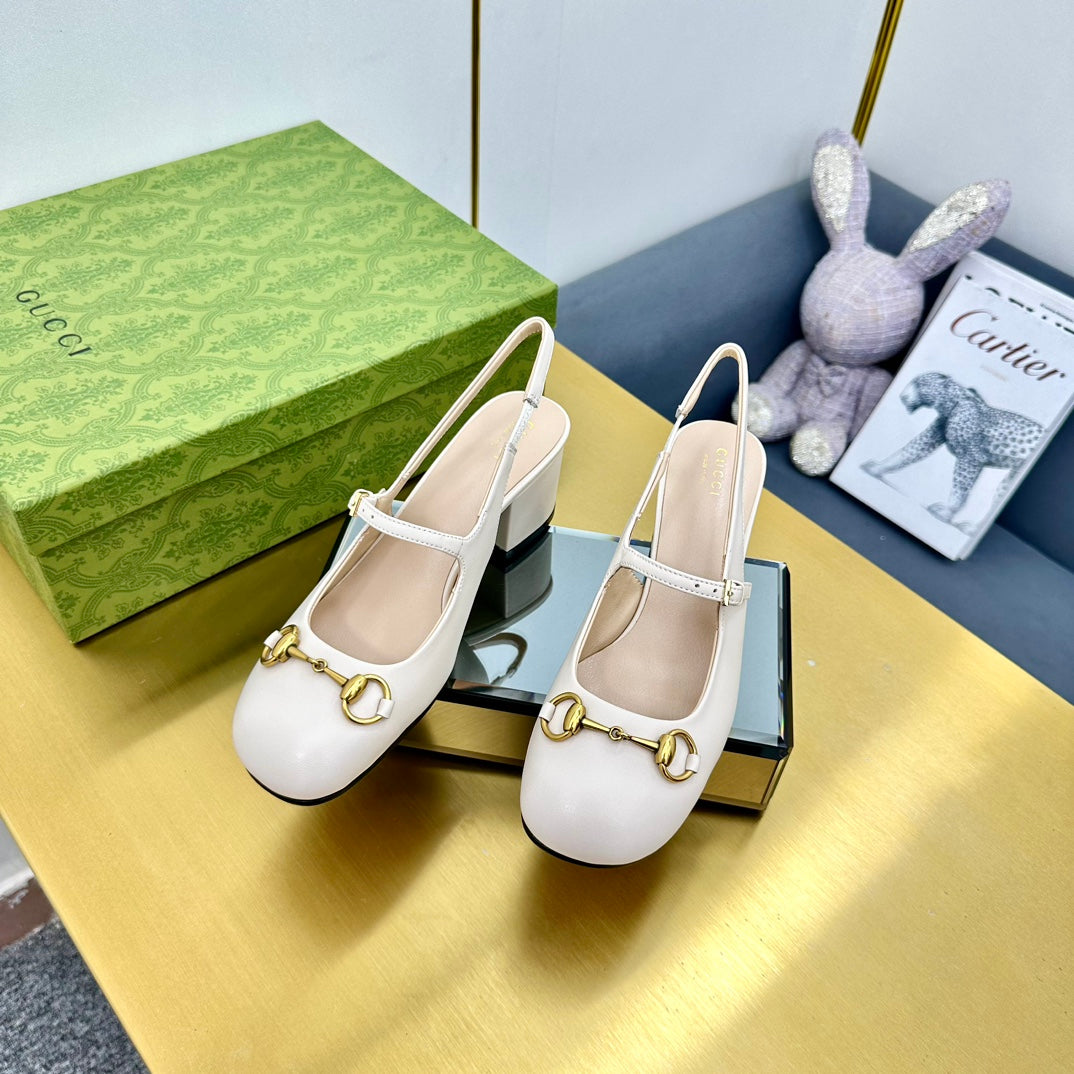 HORSEBIT PUMP IN WHITE SHEEPSKIN