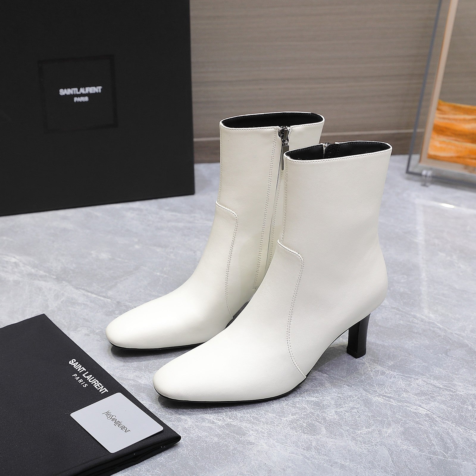 YSL 25S ANKLE BOOTS 70 MM IN WHITE LAMBSKIN