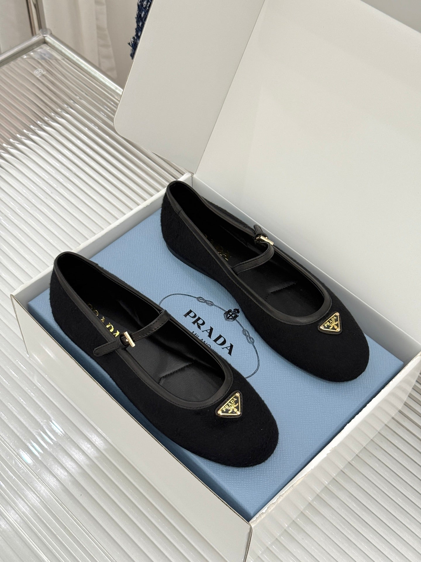 PRADA 26S MARY JANE  FLATS IN BLACK FELTED FABRIC