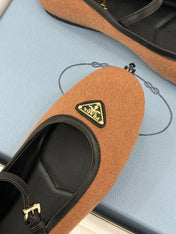 PRADA 26S MARY JANE  FLATS IN CAMEL BROWN FELTED FABRIC